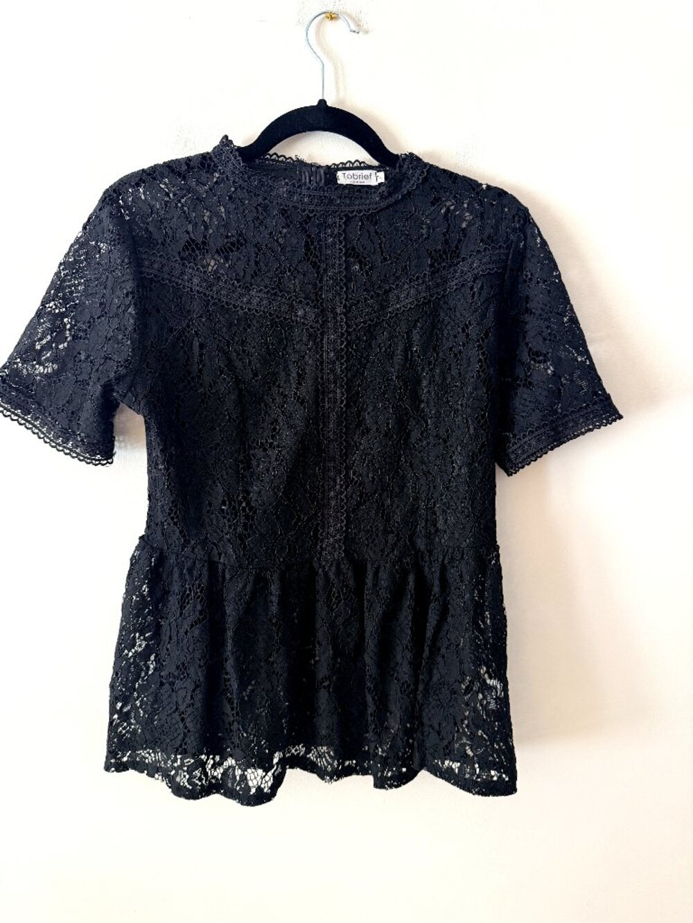 Tobrief | Black Lace Peplum Blouse | Size Medium | Romantic